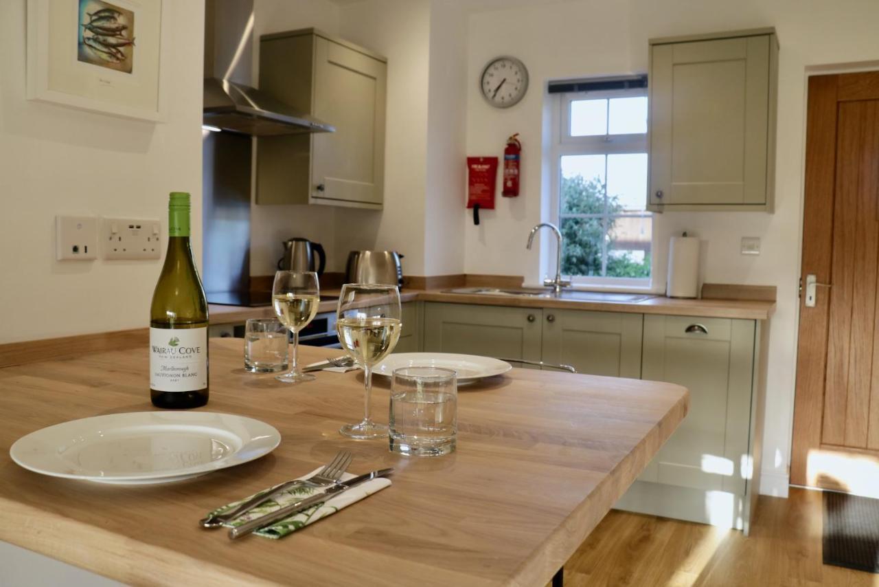 Lawnside 2 Apartment Budleigh Salterton Exterior photo